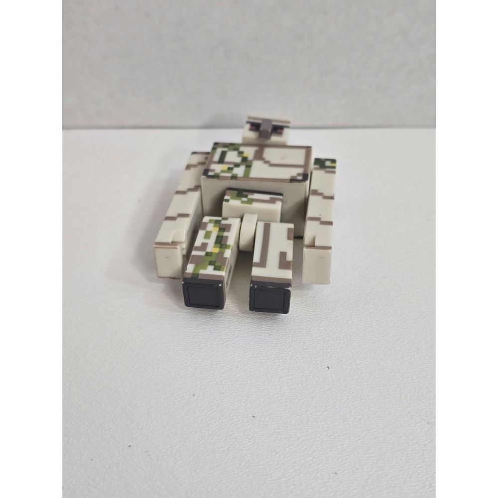 Minecraft Core Iron Golem Action Figure Series 2 3.5 Inches Moveable Arms Legs - Picture 6 of 6